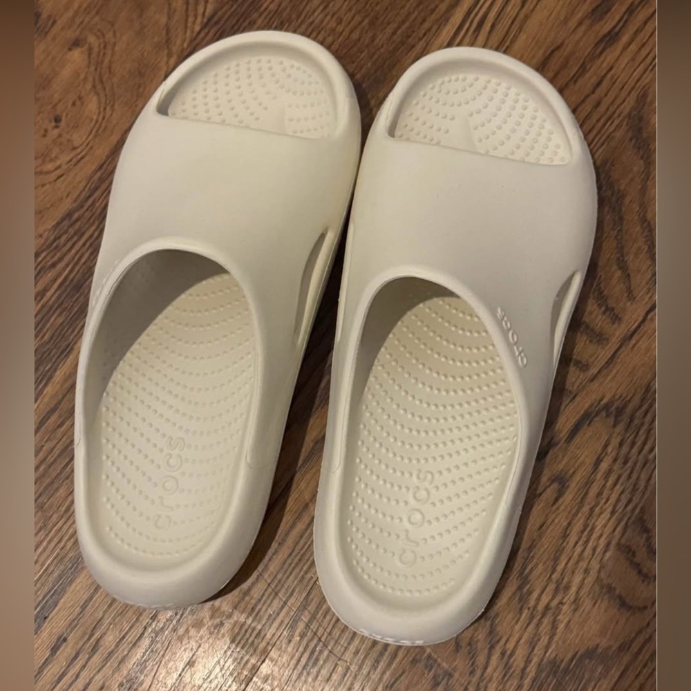 Crocs slides
